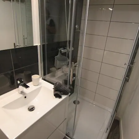 Apartment Jolis Au Coeur De Ferrand - Proche Jaude - Wifi Et Netflix Clermont-Ferrand