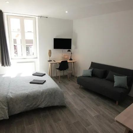 Jolis Au Coeur De Ferrand - Proche Jaude - Wifi Et Netflix Appartement Clermont-Ferrand