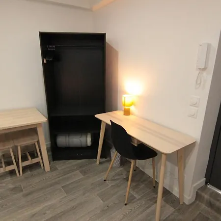 Jolis Au Coeur De Ferrand - Proche Jaude - Wifi Et Netflix Appartement