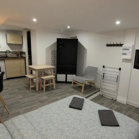 Jolis Au Coeur De Ferrand - Proche Jaude - Wifi Et Netflix Appartement